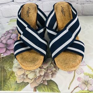 ☘️Lucky brand: open toe wedges. Blue and white. ☘️Size:(9 1/2)